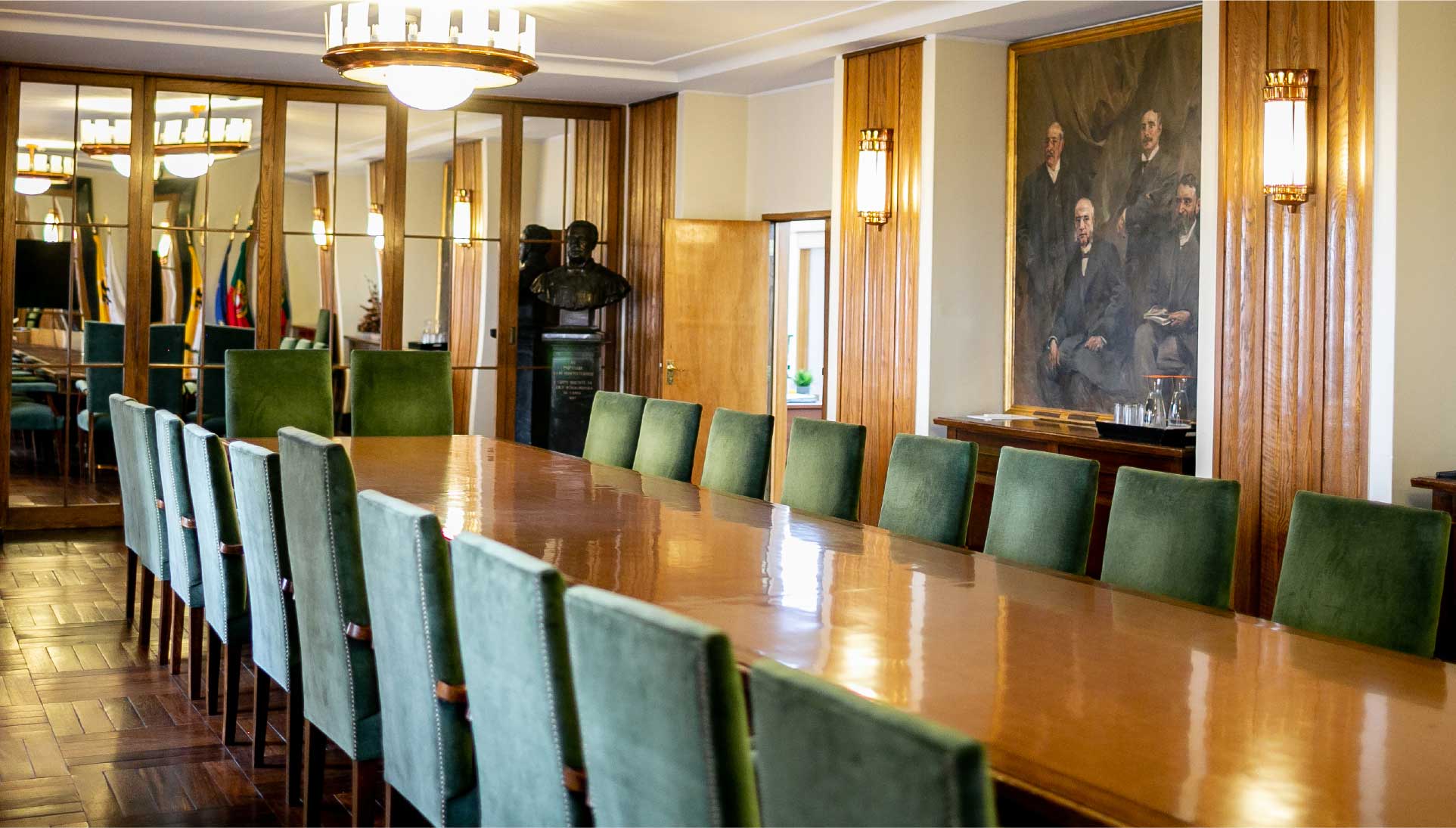 Salas de aula, laboratórios, auditórios